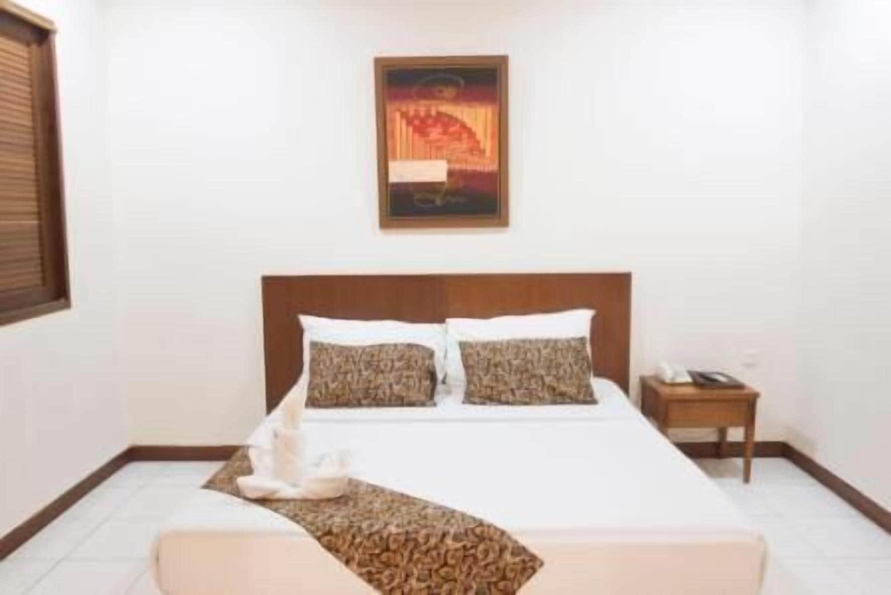 Papyrus Tropical Hotel 3*