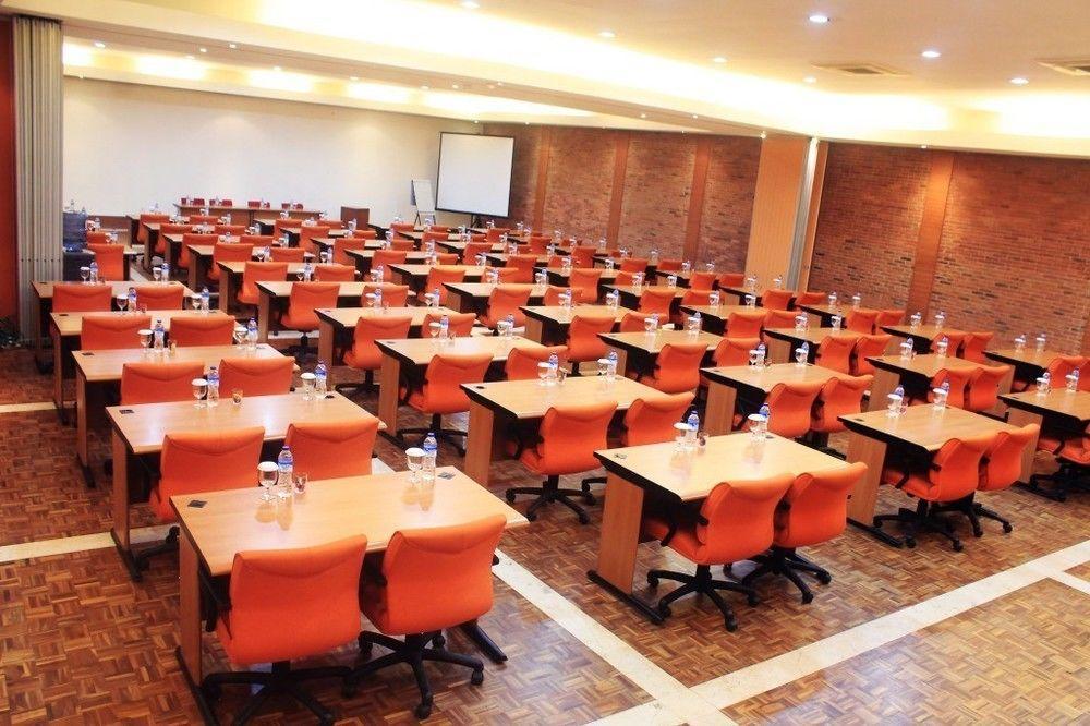 Papyrus Tropical Hotel Bogor
