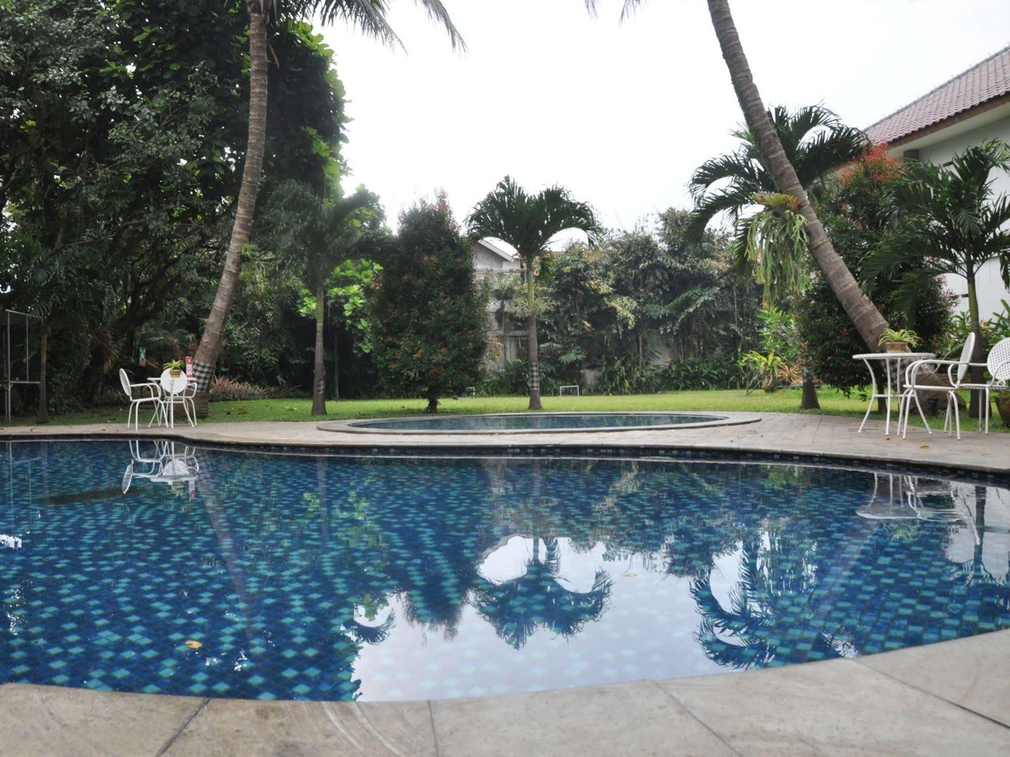 Papyrus Tropical Hotel Bogor